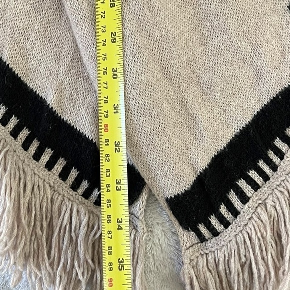 American Eagle Cardigan Womens S Beige Open Front Aztec Fringe Sweater - Picture 7 of 8